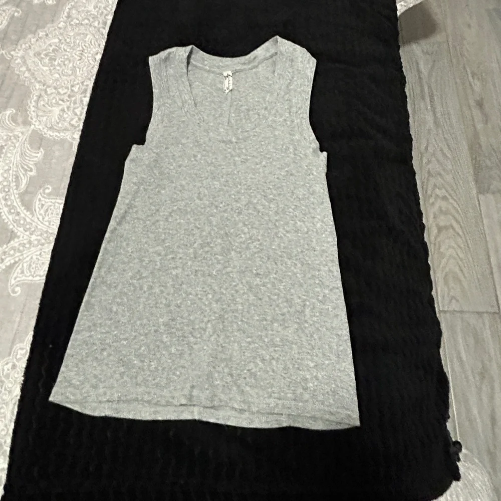 Women's Free People 3/4 Crop Gray Ribbed Tank - XS - Picture 7 of 8